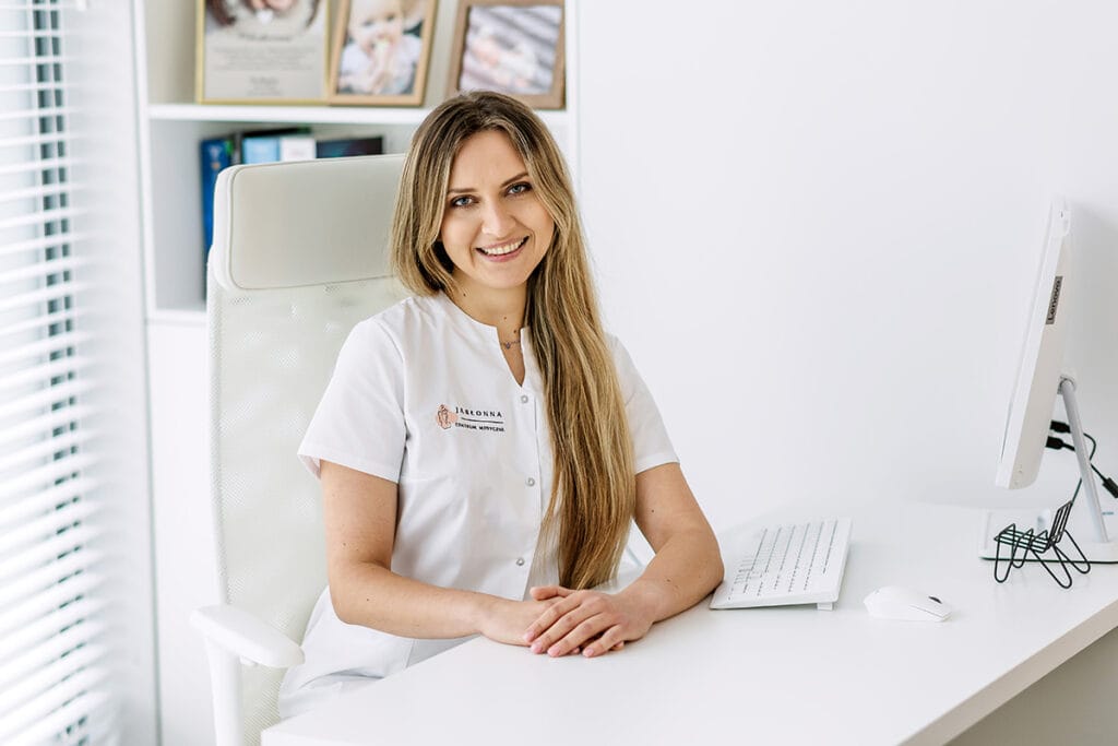 28.02.2025 cm jabłonna 095 Lek. Martyna Węgrzyn - Ginekolog Położnik Prowadzenie Ciąży Hormonalna Terapia Zastępcza Jabłonna Centrum Medyczne Kraków
