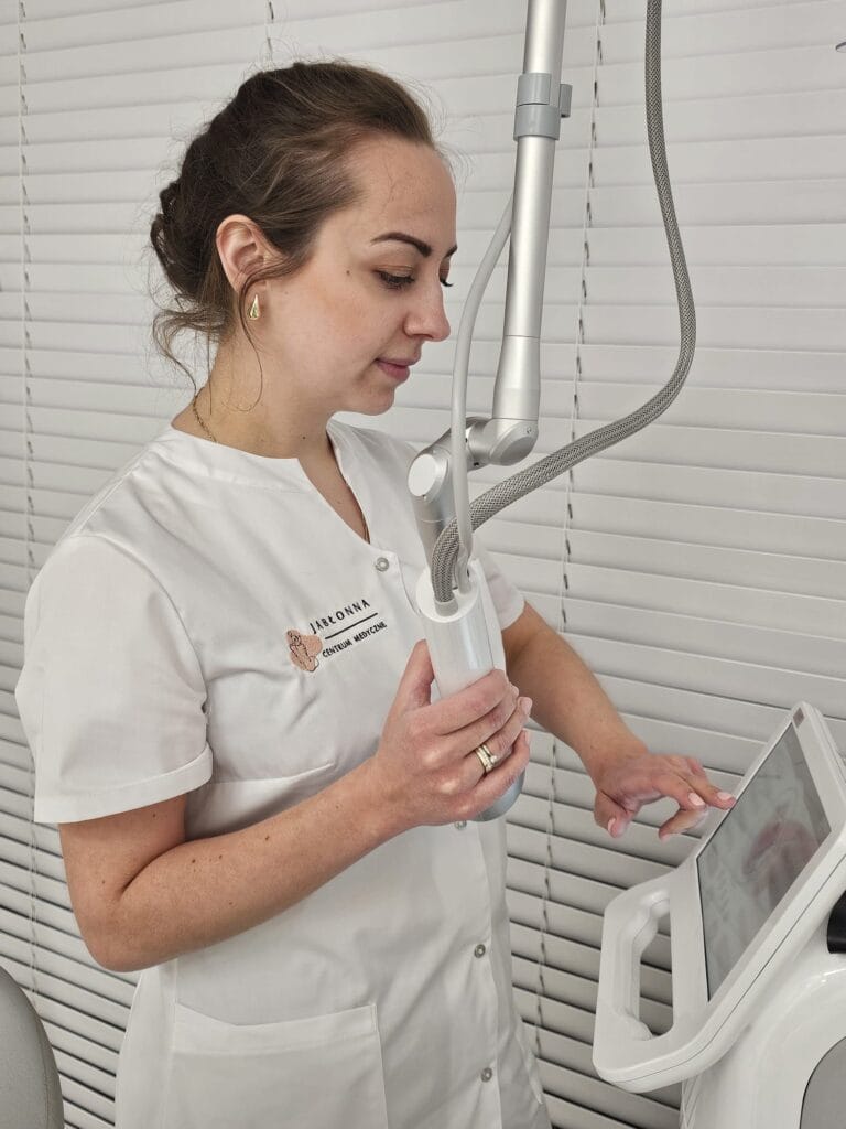 zdjęcie whatsapp 2025 09 30 o 19.03.52 69bae73b Lek. Marta Sawina-Dąbrowa - Medycyna Rodzinna Obesitologia Medycyna Estetyczna Laseroterapia Jabłonna Centrum Medyczne Kraków